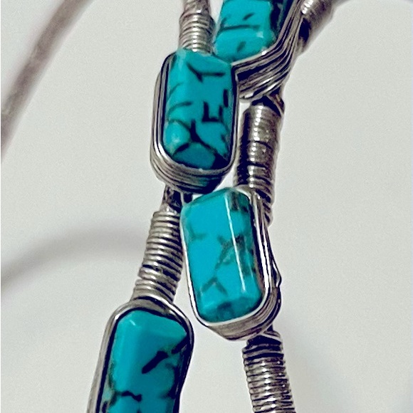 Vintage Triple Turquoise Hoop Earrings - Picture 9 of 16